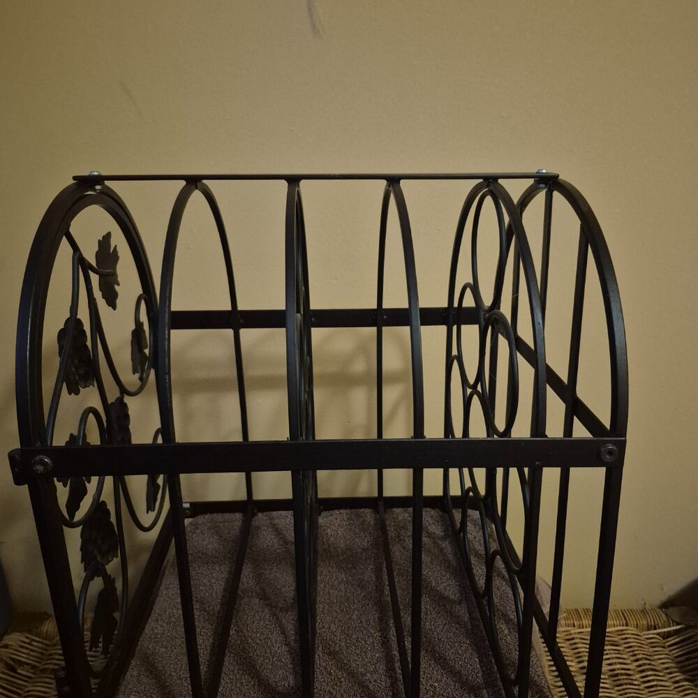 VINTAGE BLACK METAL WINE RACK - Picture 2 of 4